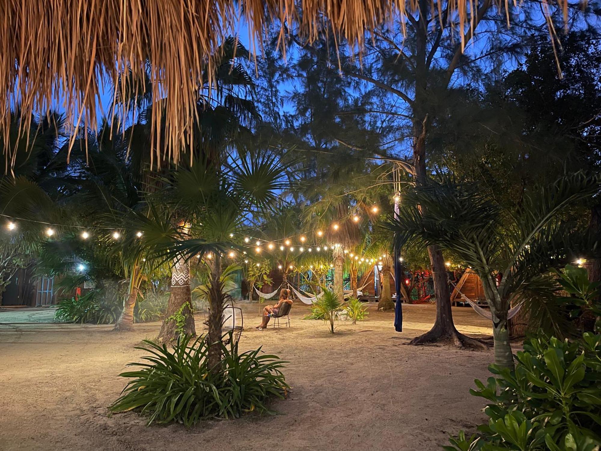 La Aldea Holbox Cabanas Y Camping Exterior foto